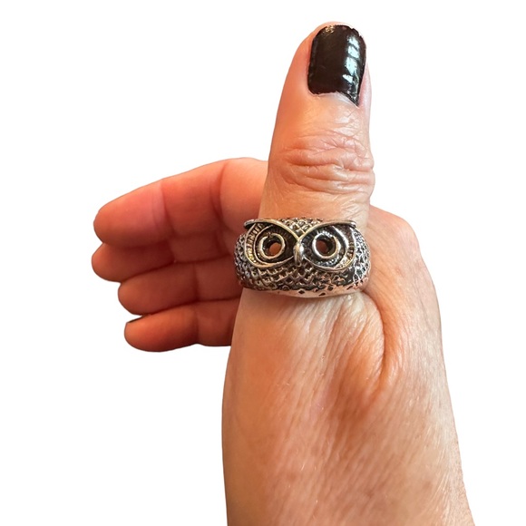 Owl Face Silver Open Back Cuff Ring - Picture 5 of 5